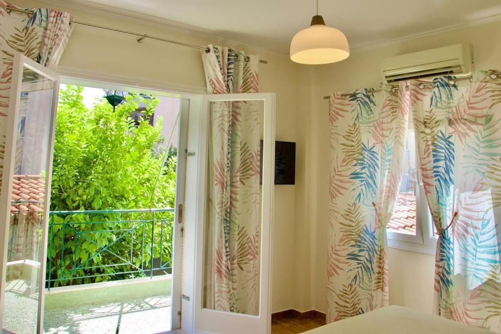 Glyfada Path Of Poets Apartment Athens Exterior photo